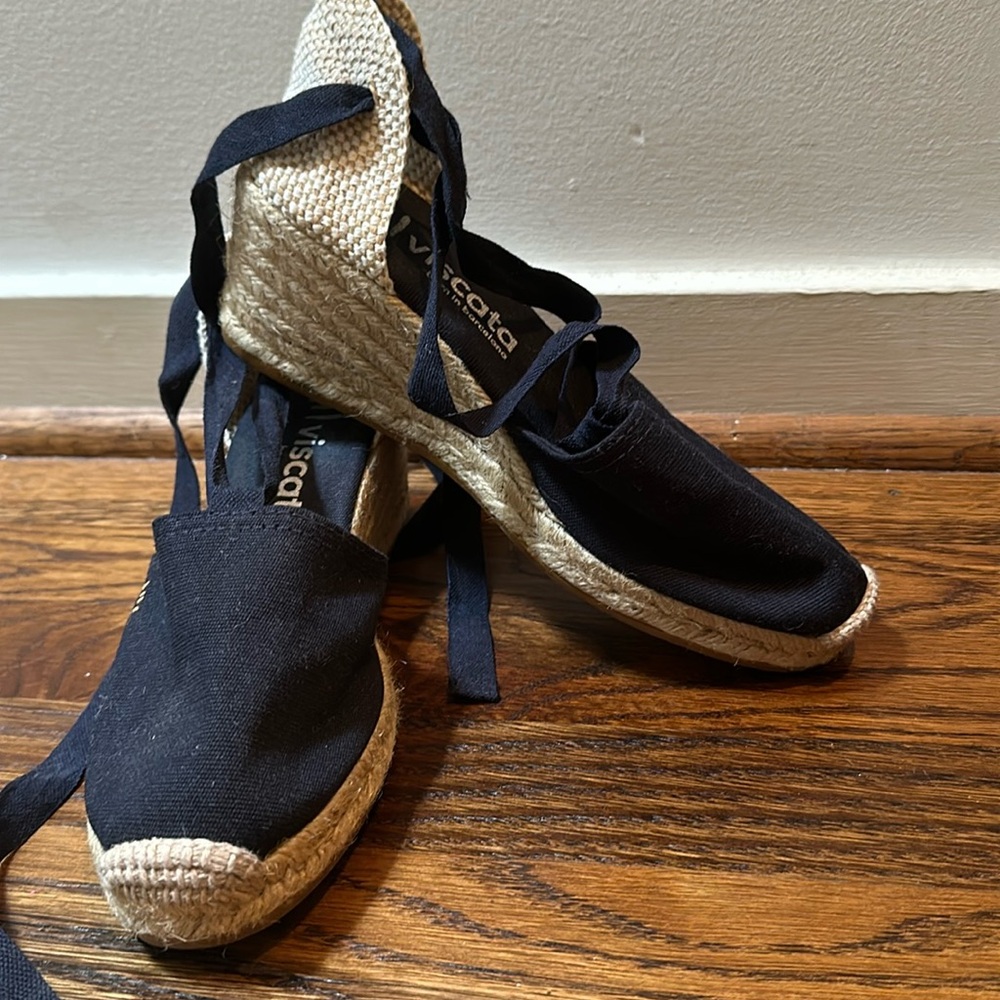 Viscata black medium height espadrille’s size 39 / size 9.5